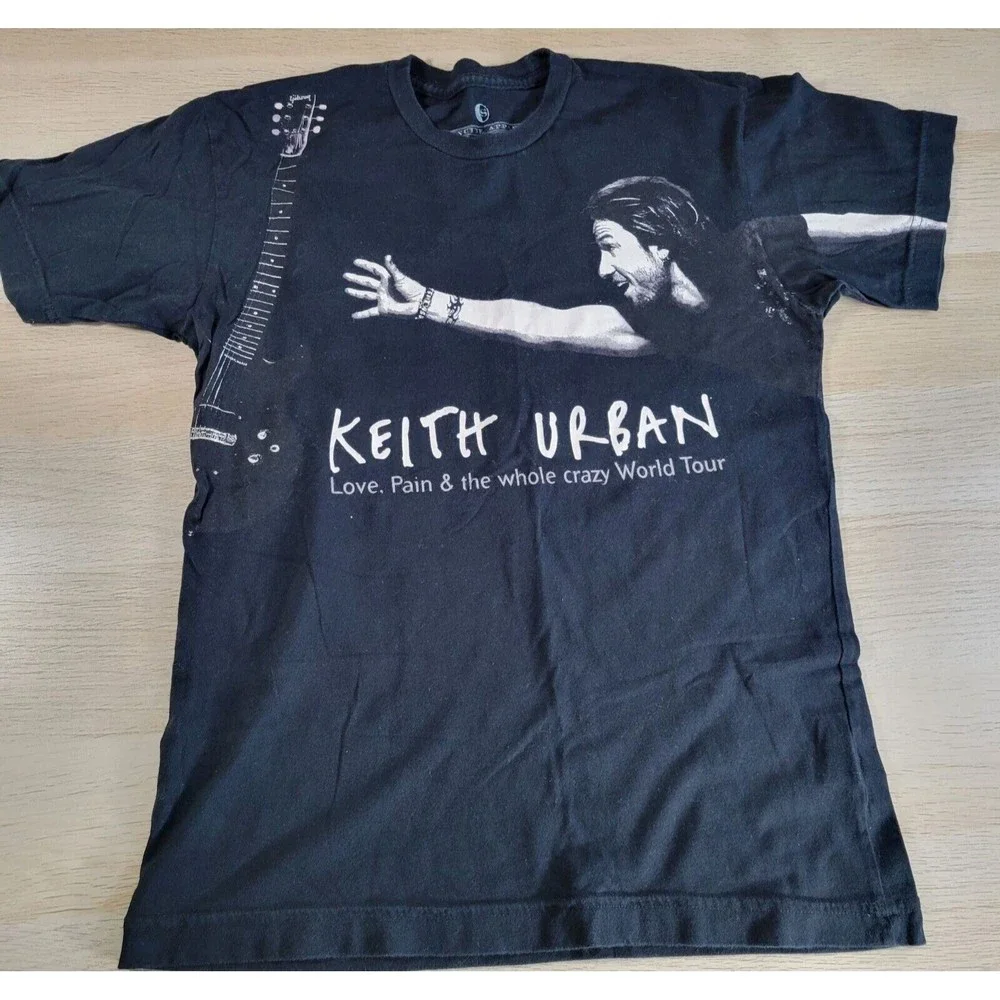 Keith Urban 2007 Love Pain and Crazy World Tour Black T Shirt Small Hank Evie